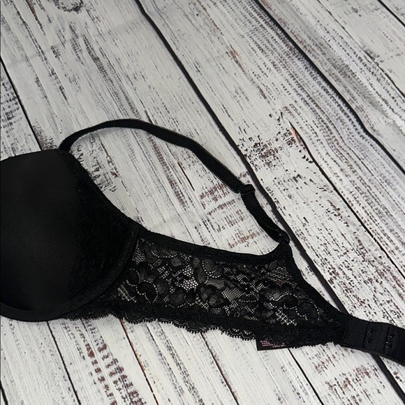 Victoria's Secret Black Bra with Molded Cups and Adjustable Straps - Picture 10 of 10
